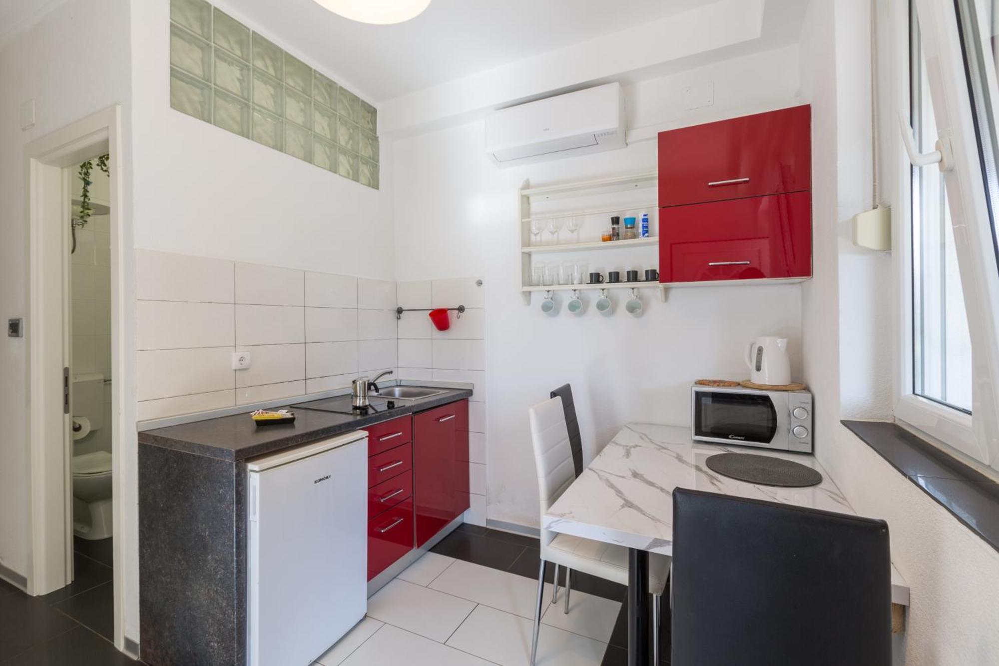 Trbovic Apartments Peaceful Stay With Free Parking, Pet-Friendly, And Bike Storage In Umag Eksteriør bilde