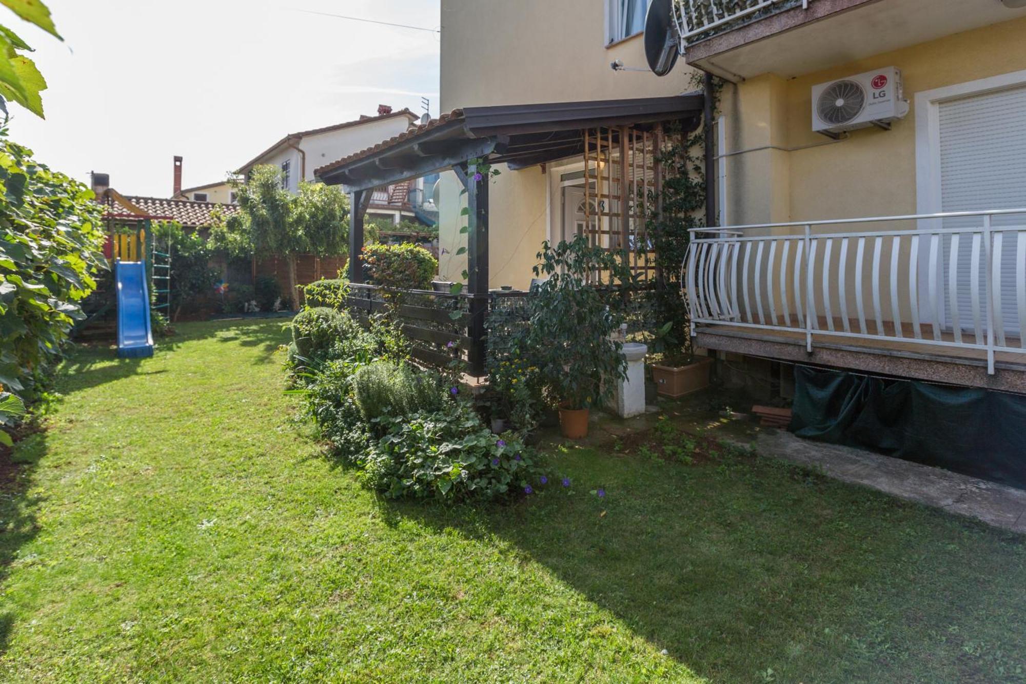 Trbovic Apartments Peaceful Stay With Free Parking, Pet-Friendly, And Bike Storage In Umag Eksteriør bilde