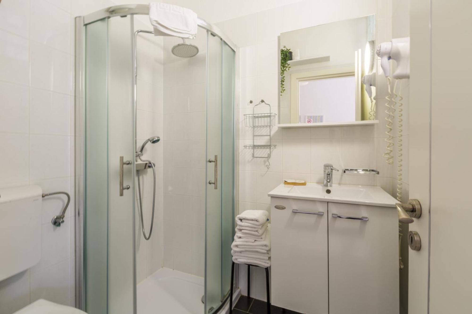 Trbovic Apartments Peaceful Stay With Free Parking, Pet-Friendly, And Bike Storage In Umag Eksteriør bilde