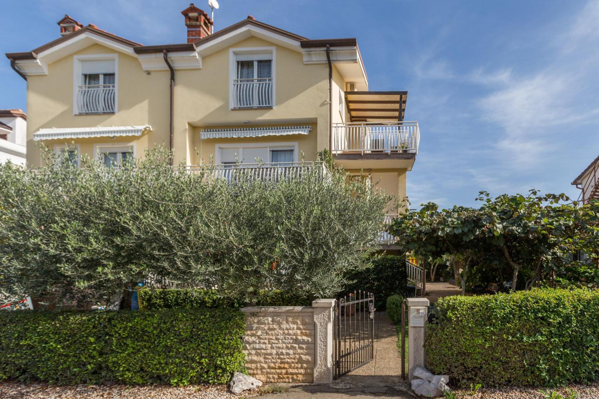 Trbovic Apartments Peaceful Stay With Free Parking, Pet-Friendly, And Bike Storage In Umag Eksteriør bilde