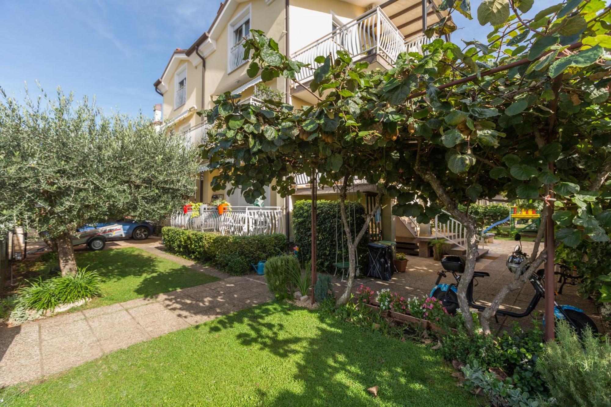 Trbovic Apartments Peaceful Stay With Free Parking, Pet-Friendly, And Bike Storage In Umag Eksteriør bilde