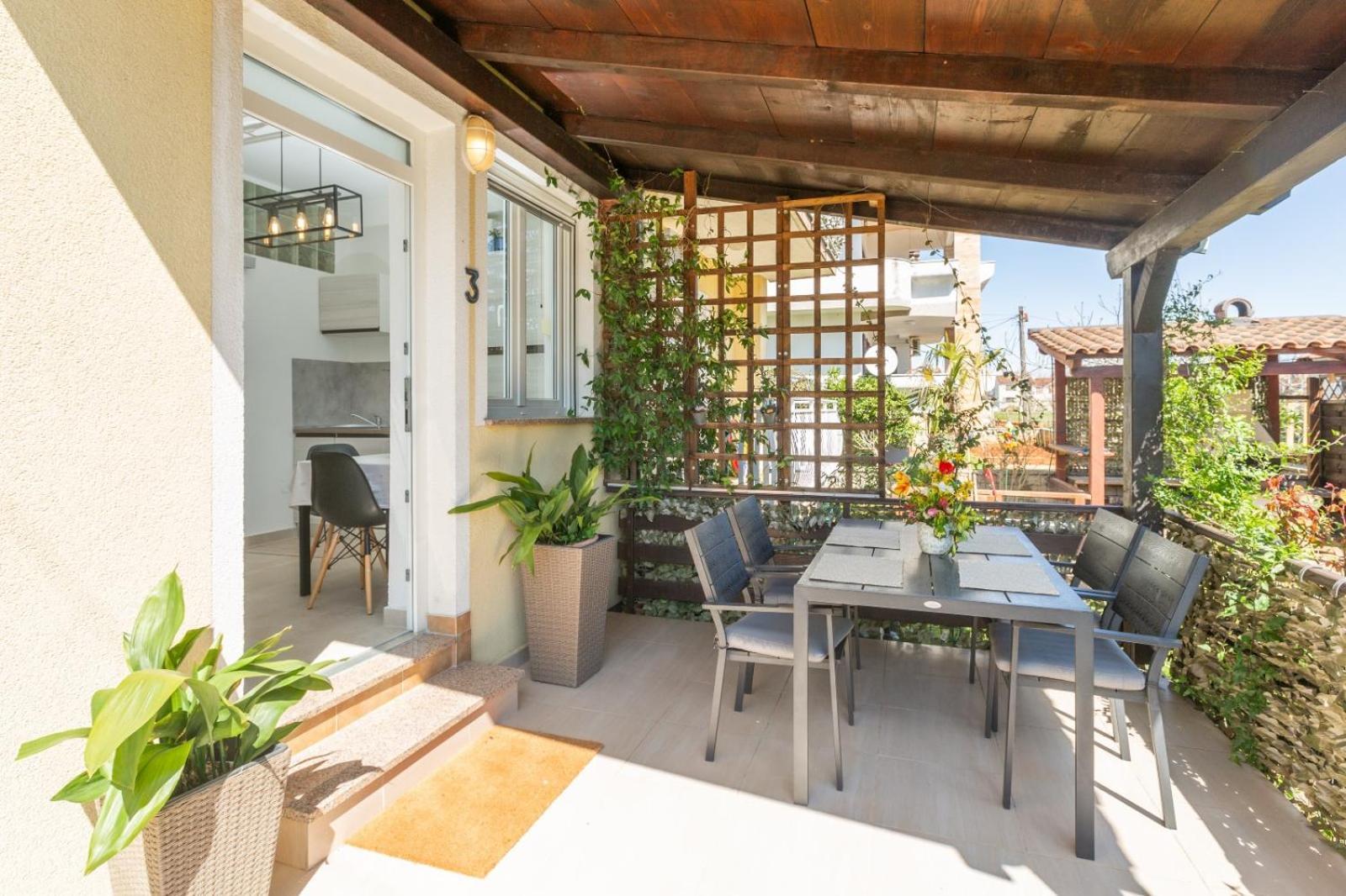 Trbovic Apartments Peaceful Stay With Free Parking, Pet-Friendly, And Bike Storage In Umag Eksteriør bilde