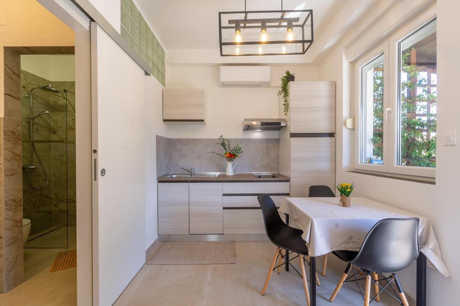 Trbovic Apartments Peaceful Stay With Free Parking, Pet-Friendly, And Bike Storage In Umag Eksteriør bilde